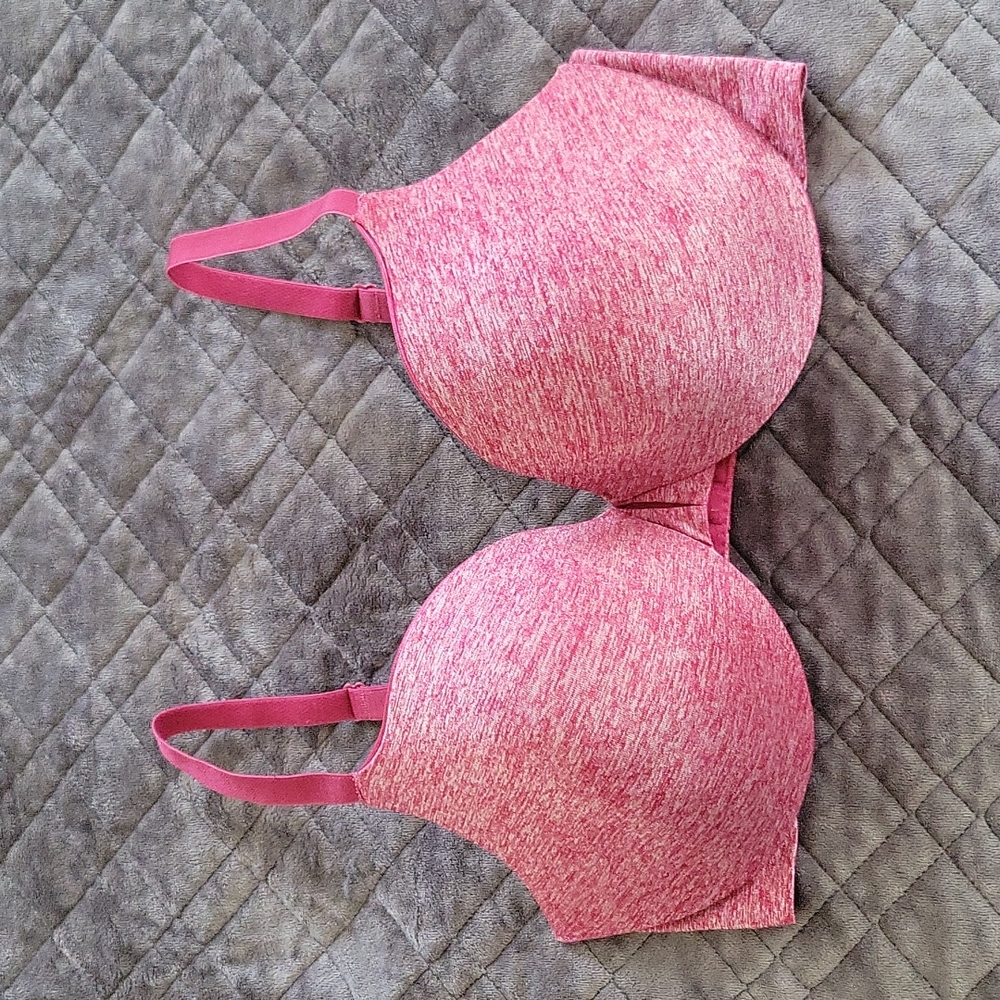 B.Tempted 34DD Tshirt Bra Heather Maroon